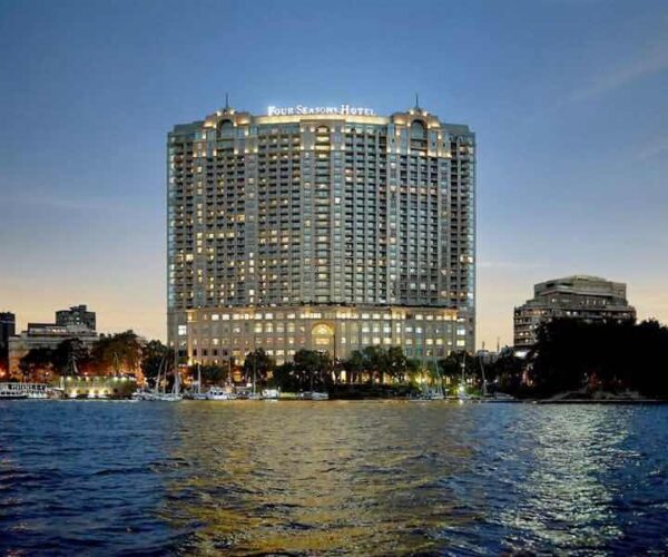 07 Four Season Hotel